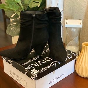 Black V. Suede Heidi Booties